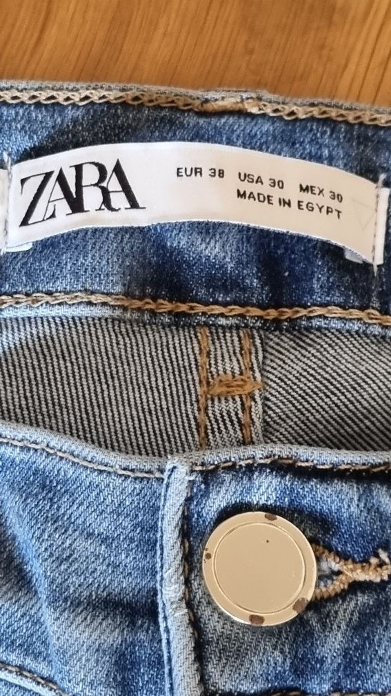 Calças de ganga Zara e Pull&Bear a excelente preço!