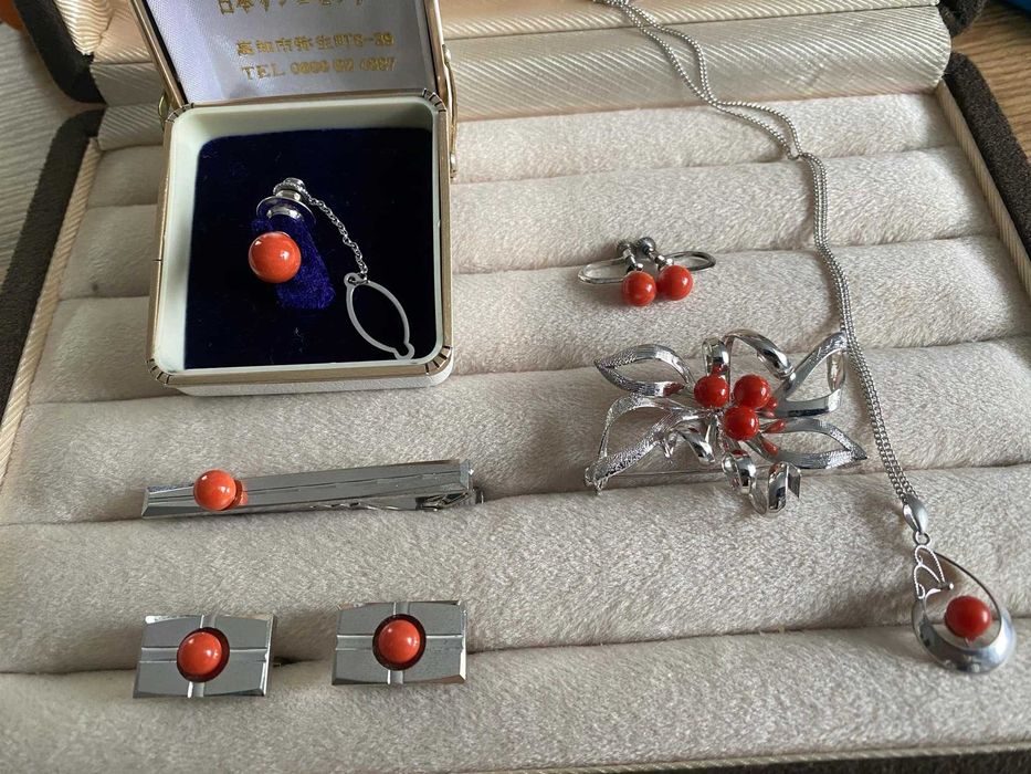 Biżuteria z koralem