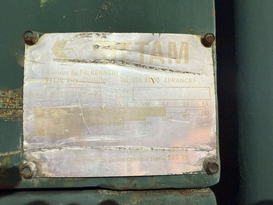 Маніполятор знятий з mercedes unimog.