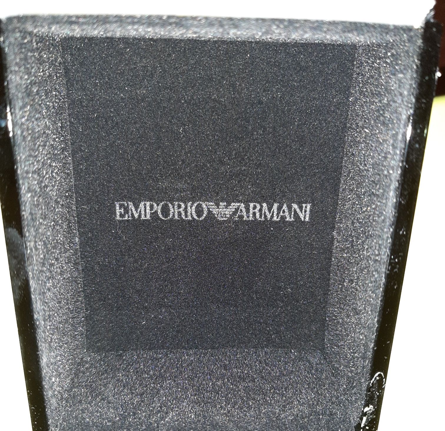 Caixa para relógio da Emporio Armani