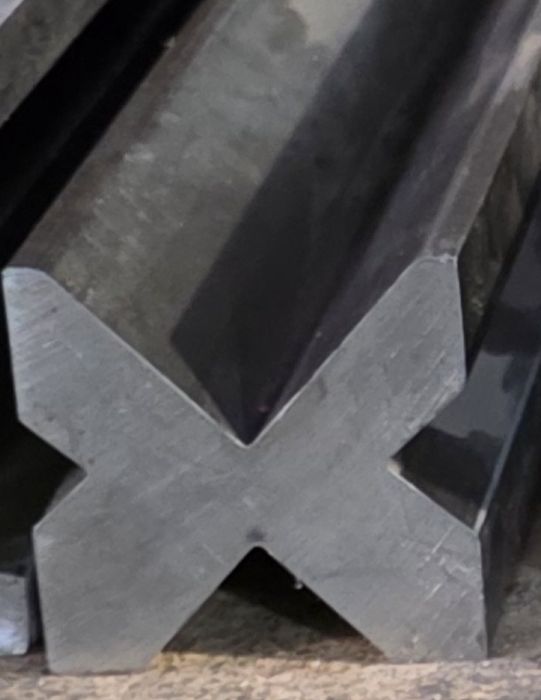 Prasa Krawędziowa krawędziarka DURMA 200 ton 3700mm CNC z 2009 roku