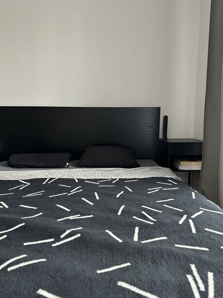 Łóżko MALM ze stolikami nocnymi VIKHAMMER Ikea
