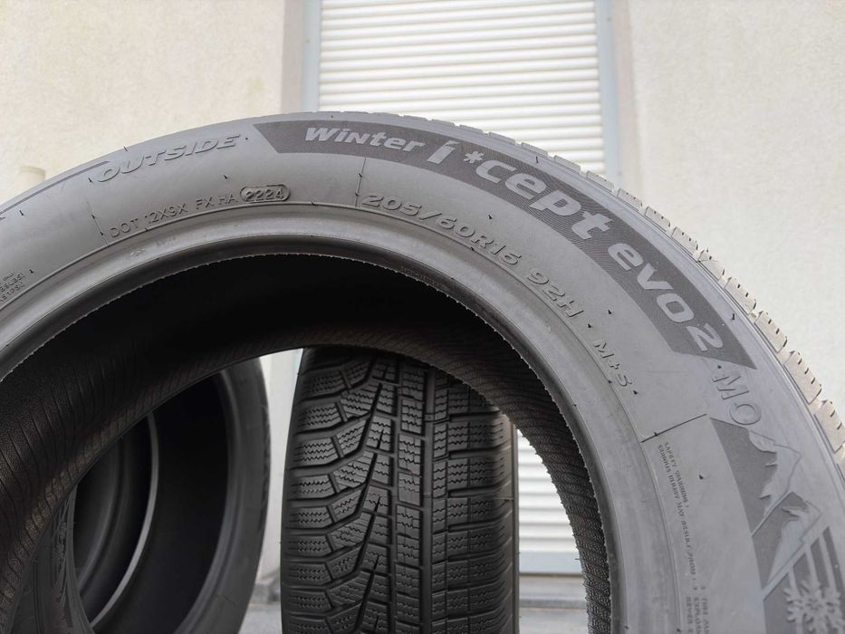 4szt zimowe 205/60R16 Hankook 8,2mm 2023r świetny stan! Z606 gwarancja