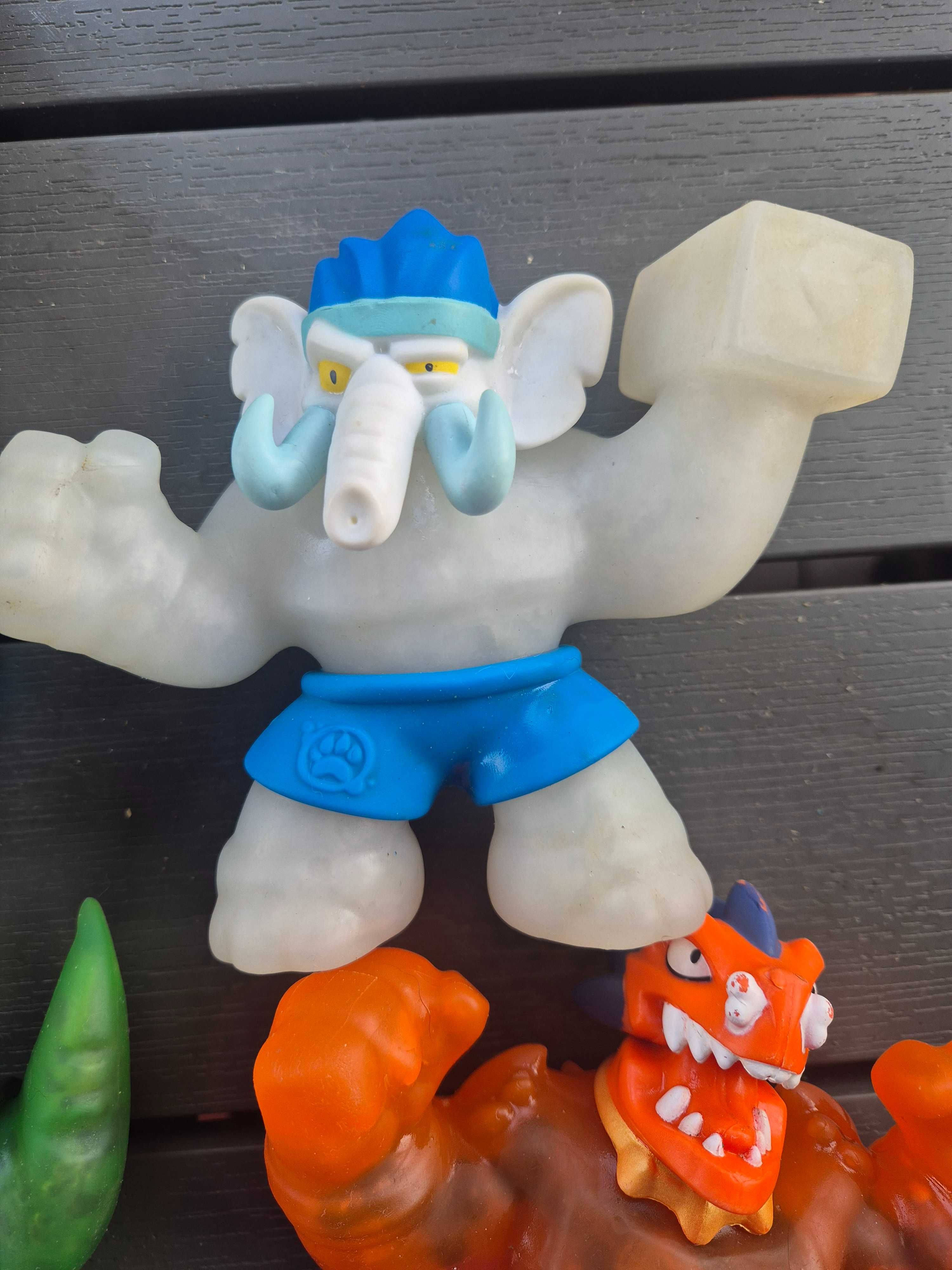 Игрушки Гуджитсу GooJitZu