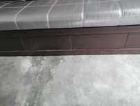 Móvel sofa com 5 gavetas