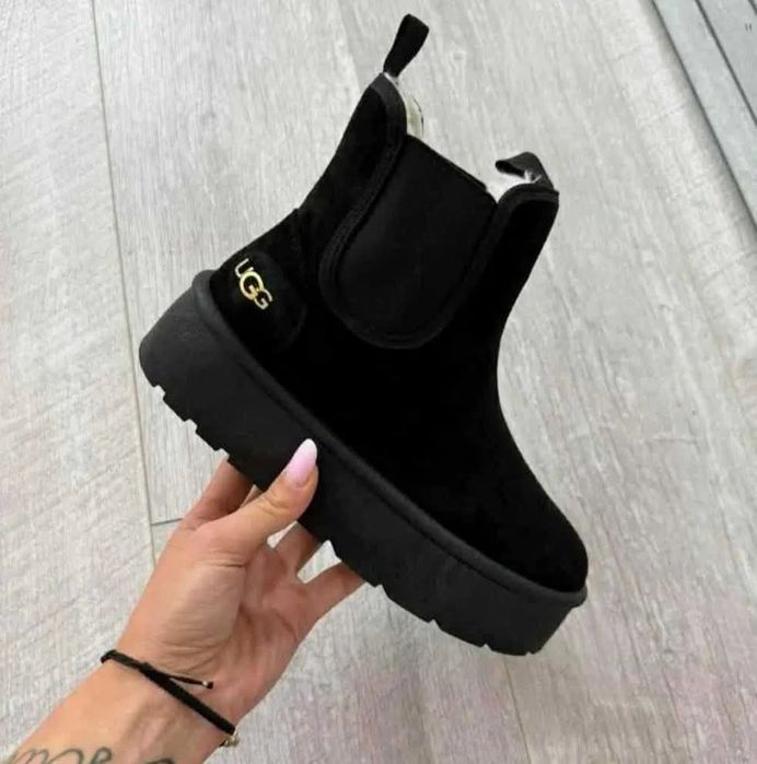 Buty damskie 
36-41
Te i inne modele 
Wysyłka pobraniowa