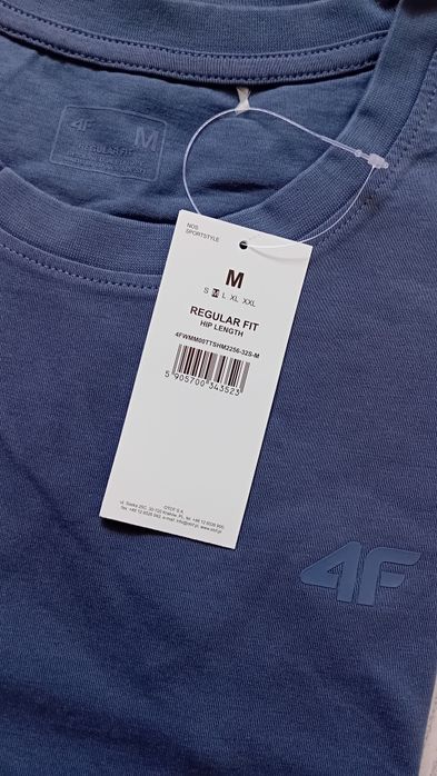 Nowy! Oryginalny 4F T-shirt M niebieski z małym logo (523)