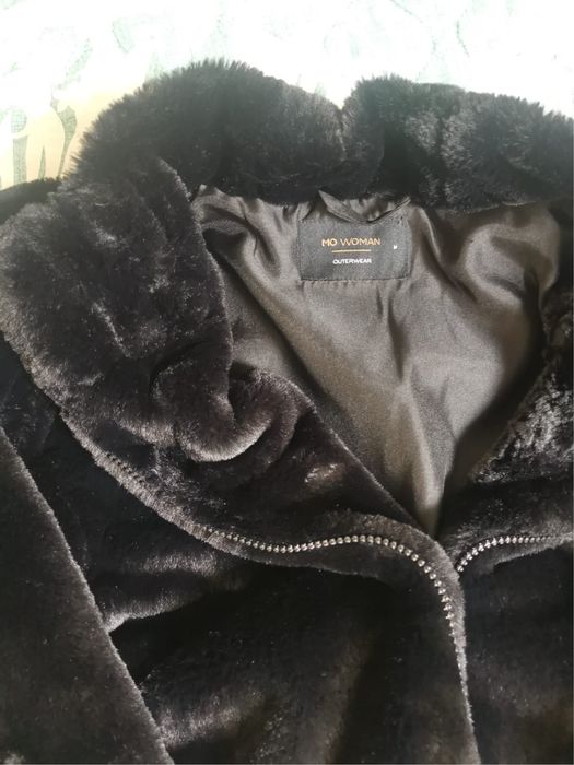 Casaco tamanho m pelo preto como novo