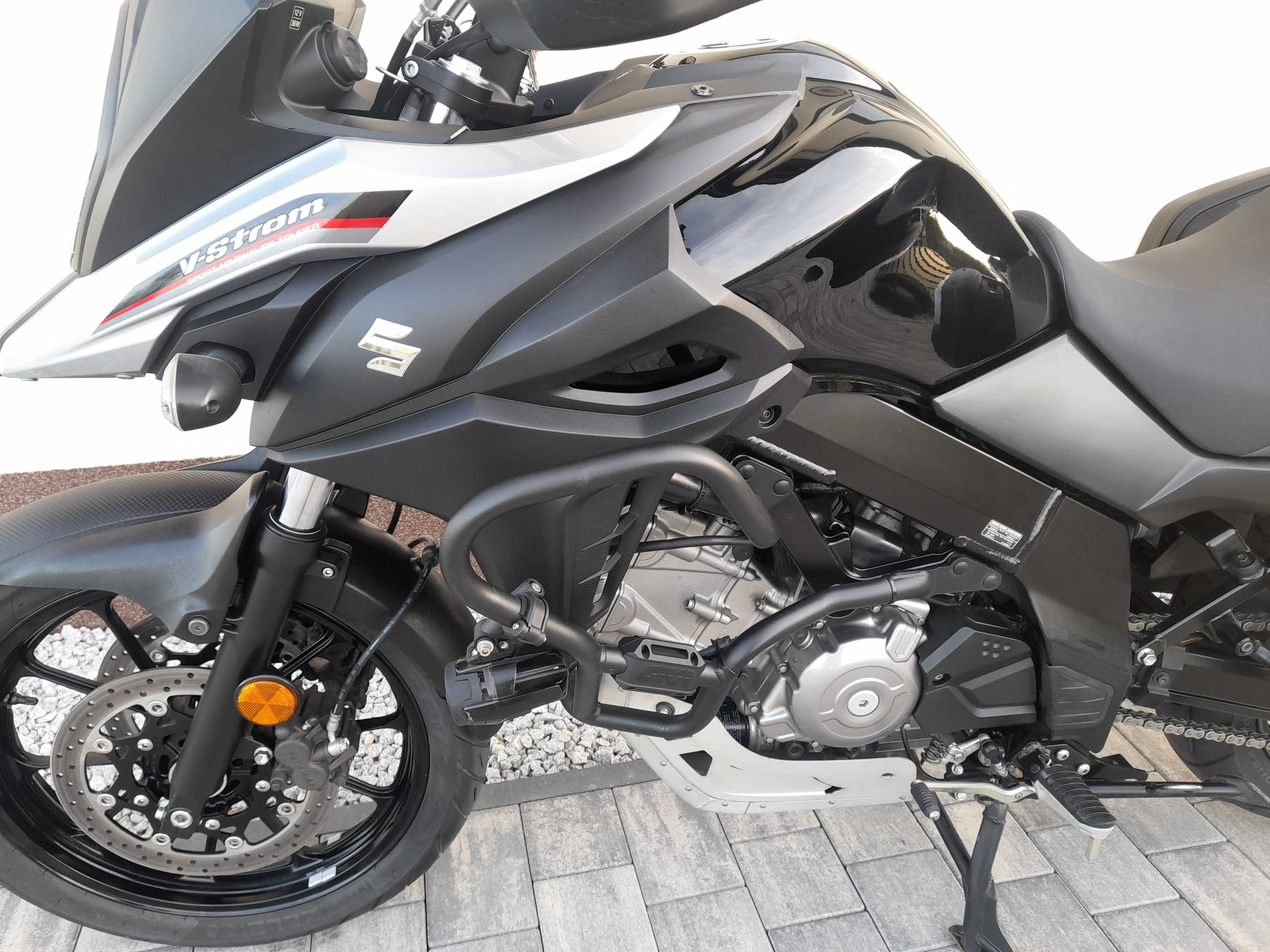 Suzuki Dl 650 V-strom ABS, kufry, serwisowany, fabryczny stan. 2017
