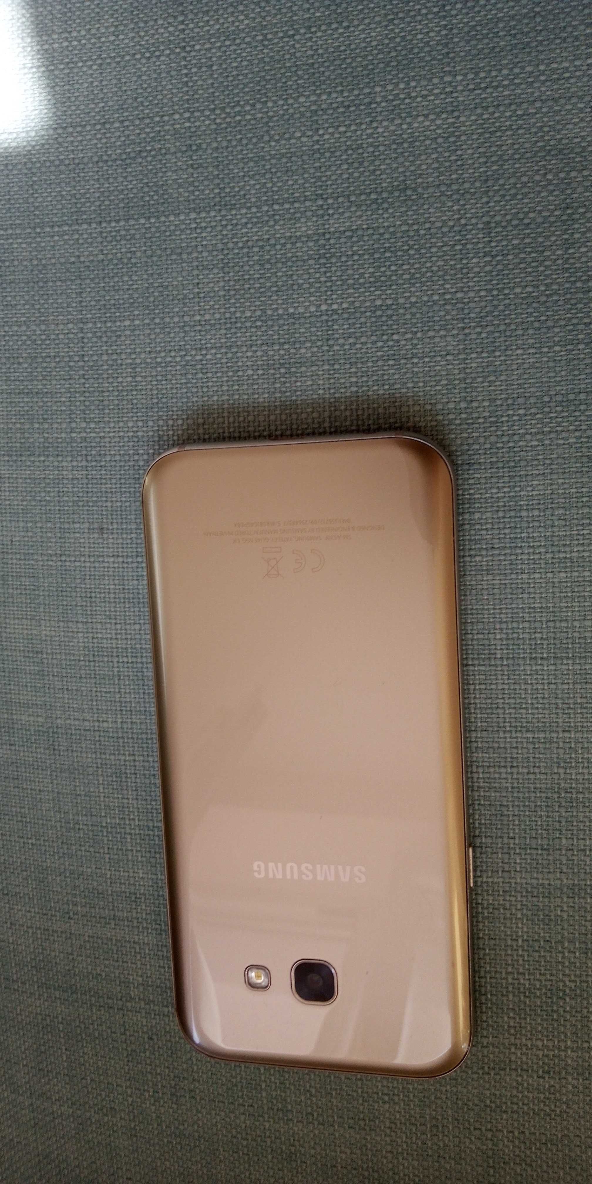Samsung Galaxy A5 3/32gb Gold