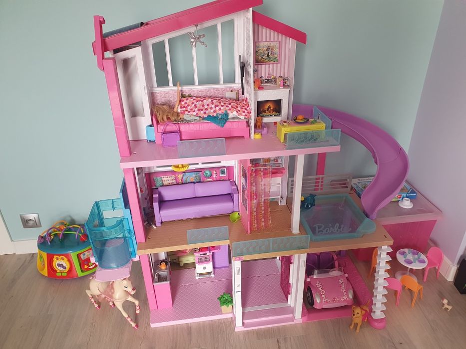 Domek dla lalki Barbie