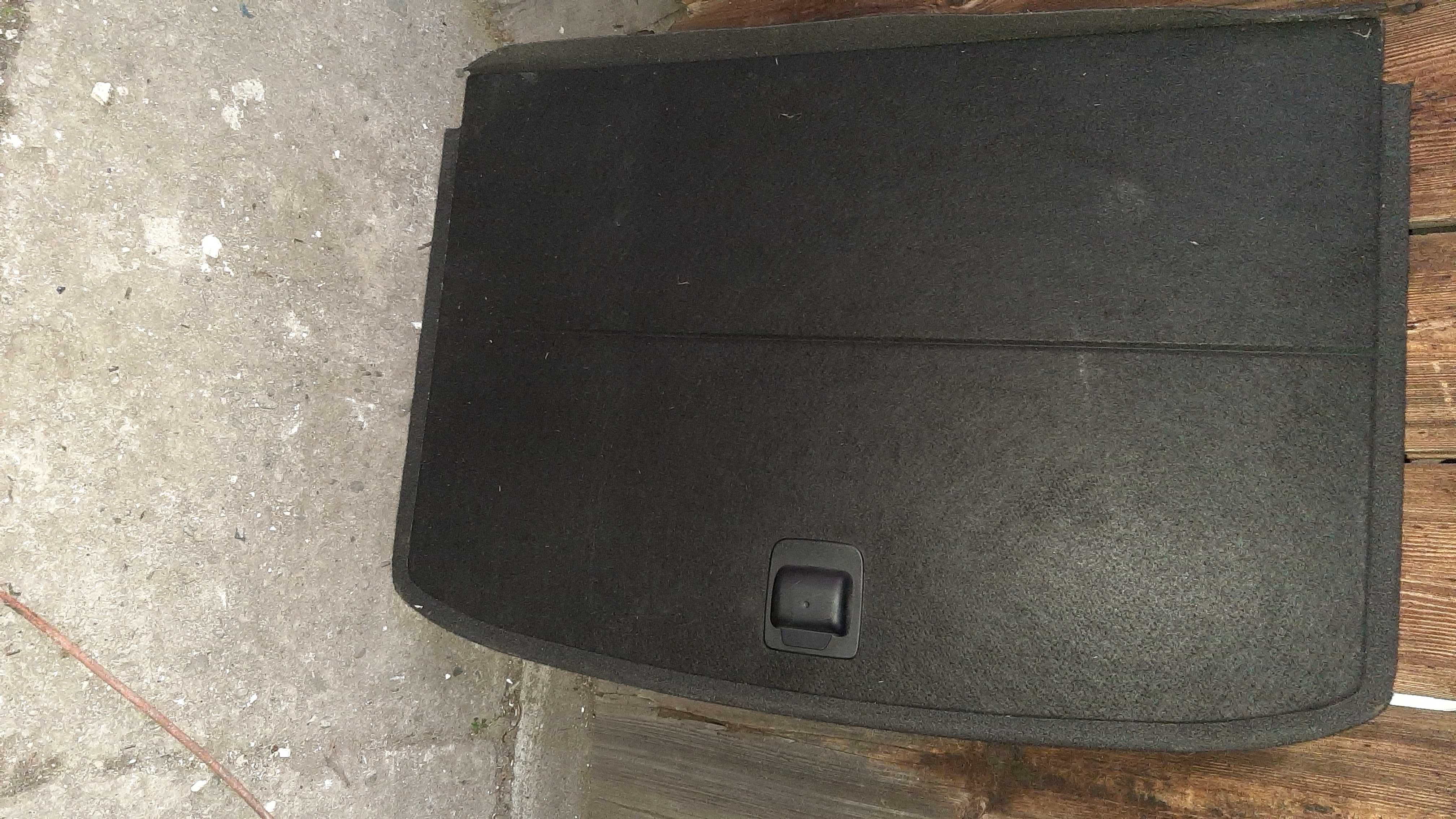 Półka dolna dywanik wykładzina bagażnika koła A1 8X 5-drzwi oryginał