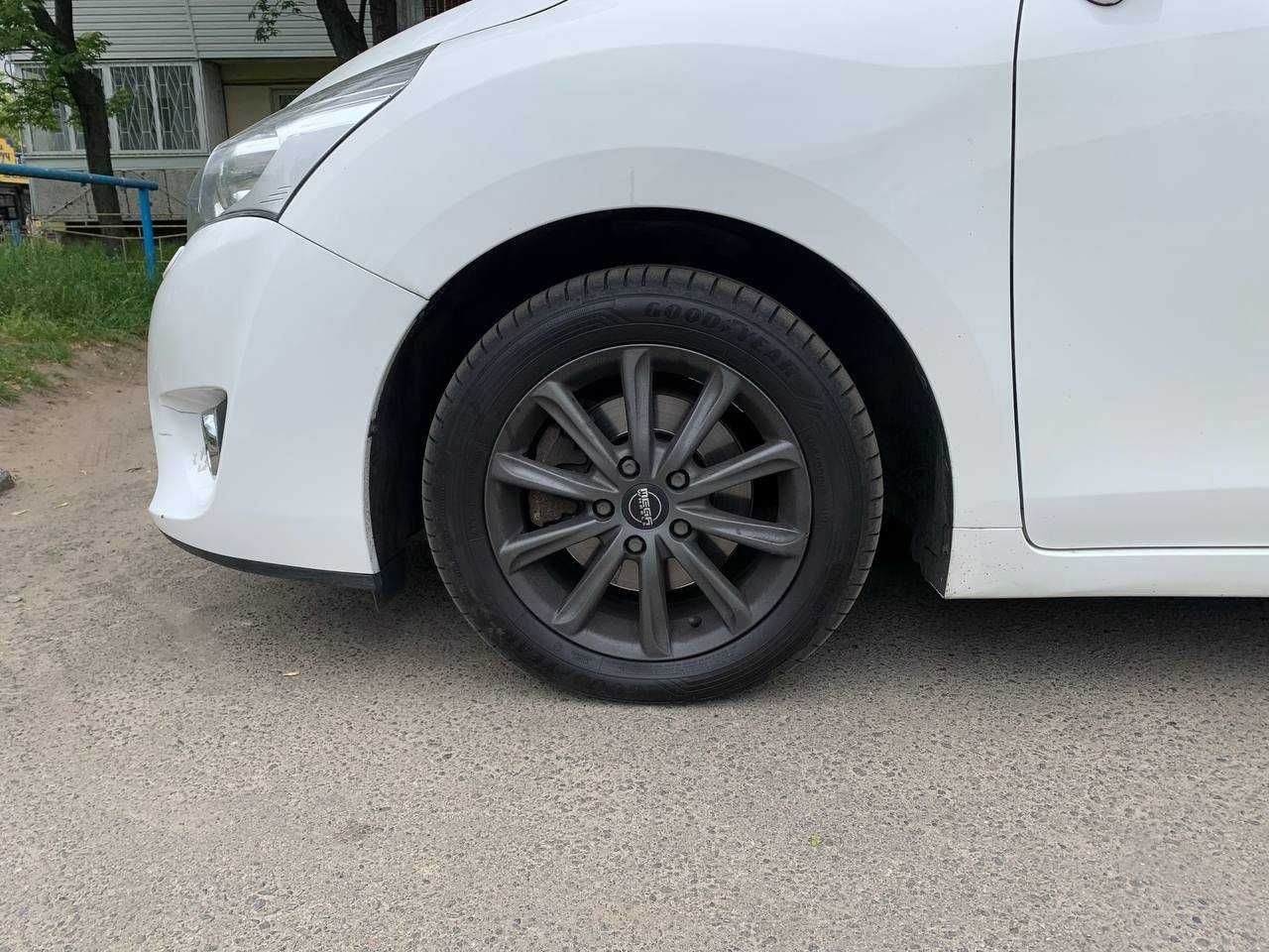 Диски Toyota/Lexus R16 5*114.3 + Goodyear Eagle Sport 2 205/55 R16 91V