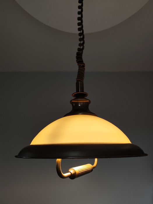 Żyrandol -lampa do kuchni