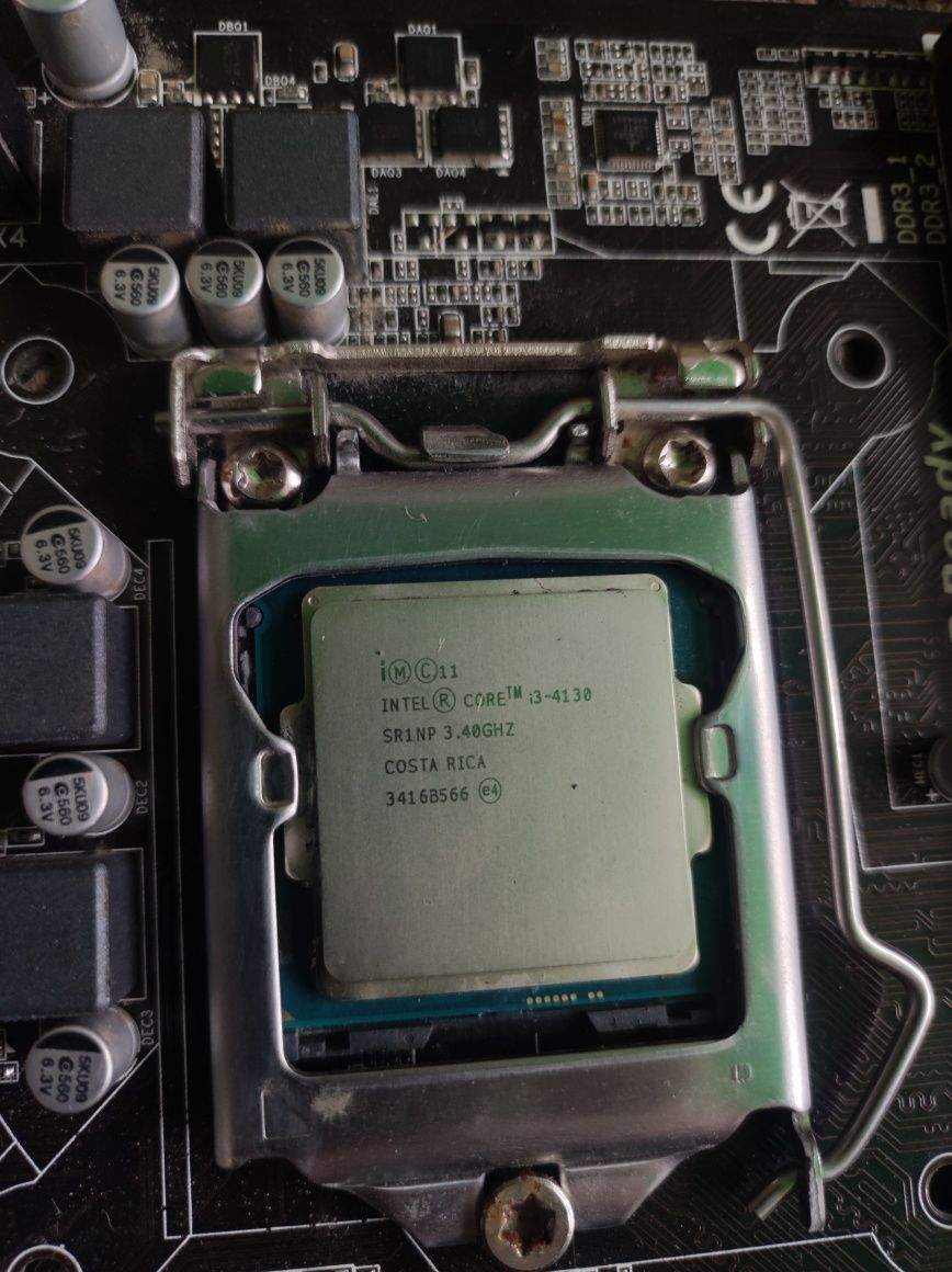 Комплекти Gigabyte GA-B85M-HD3 + i3 4130