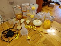 Laktator na 2 piersi Medela Swing Maxi - mega zestaw, calma x2