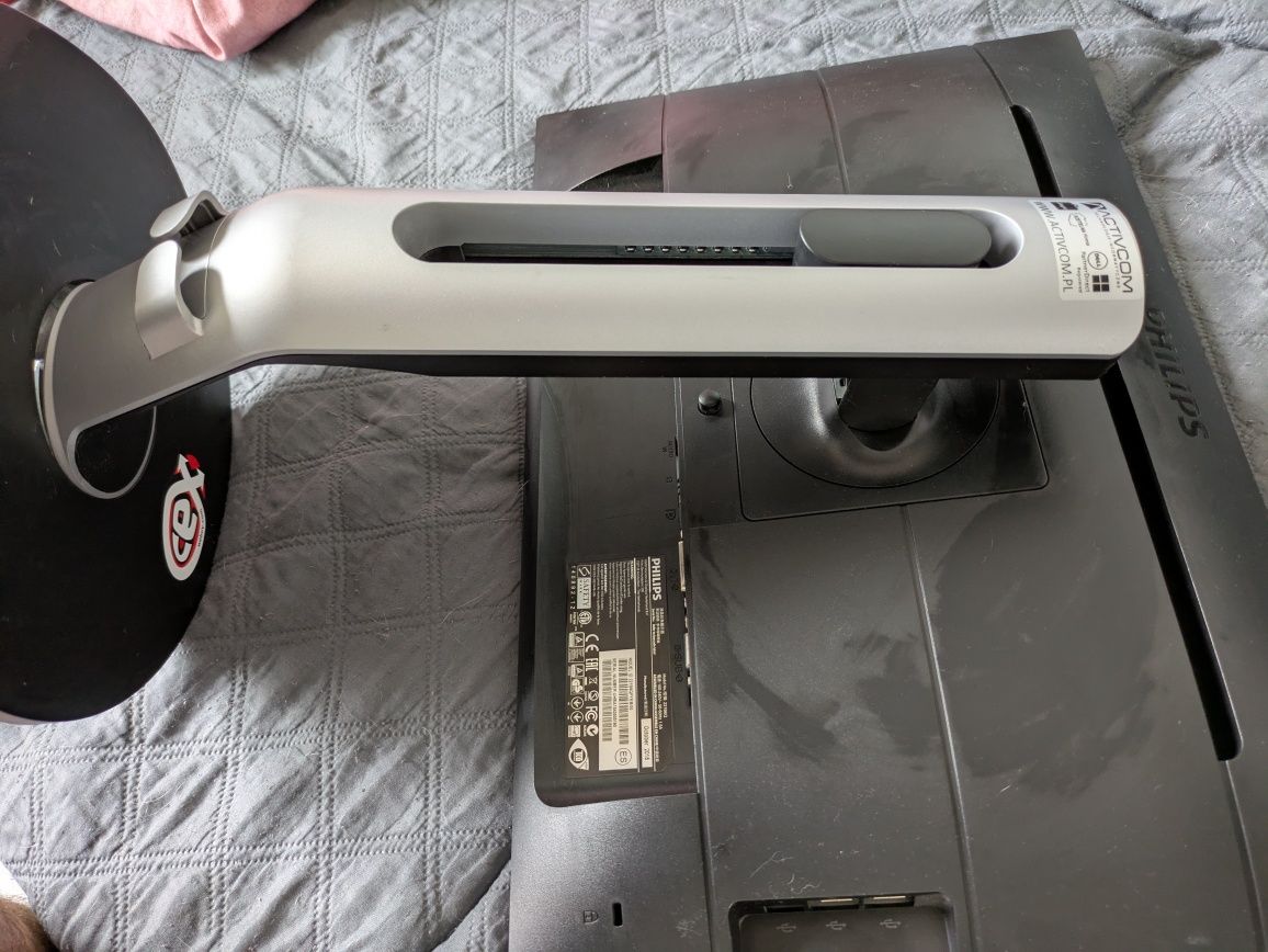 Sprzedam Monitor Philips 221b Po leasingowy