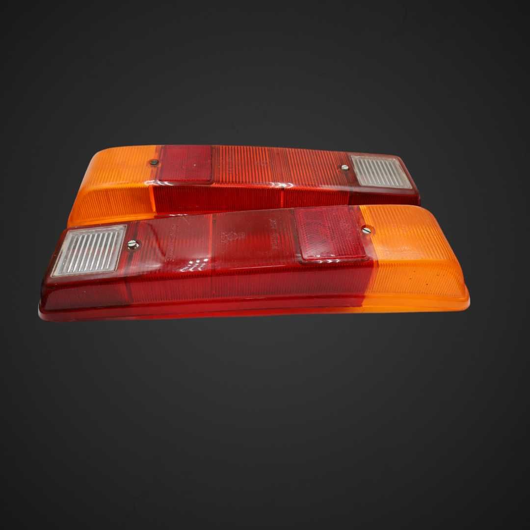 Wartburg 353 - Klosz lampy tylnej tył RUHLA DDR b5/022569
