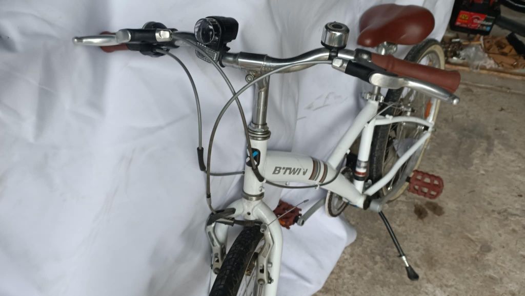 Rower  trekkingowy BTWIN