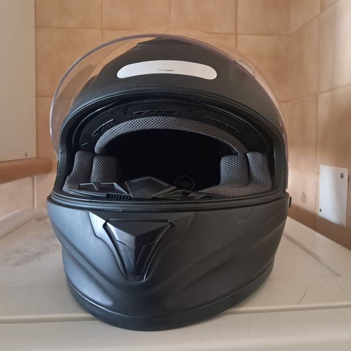 Capacete  está  novo