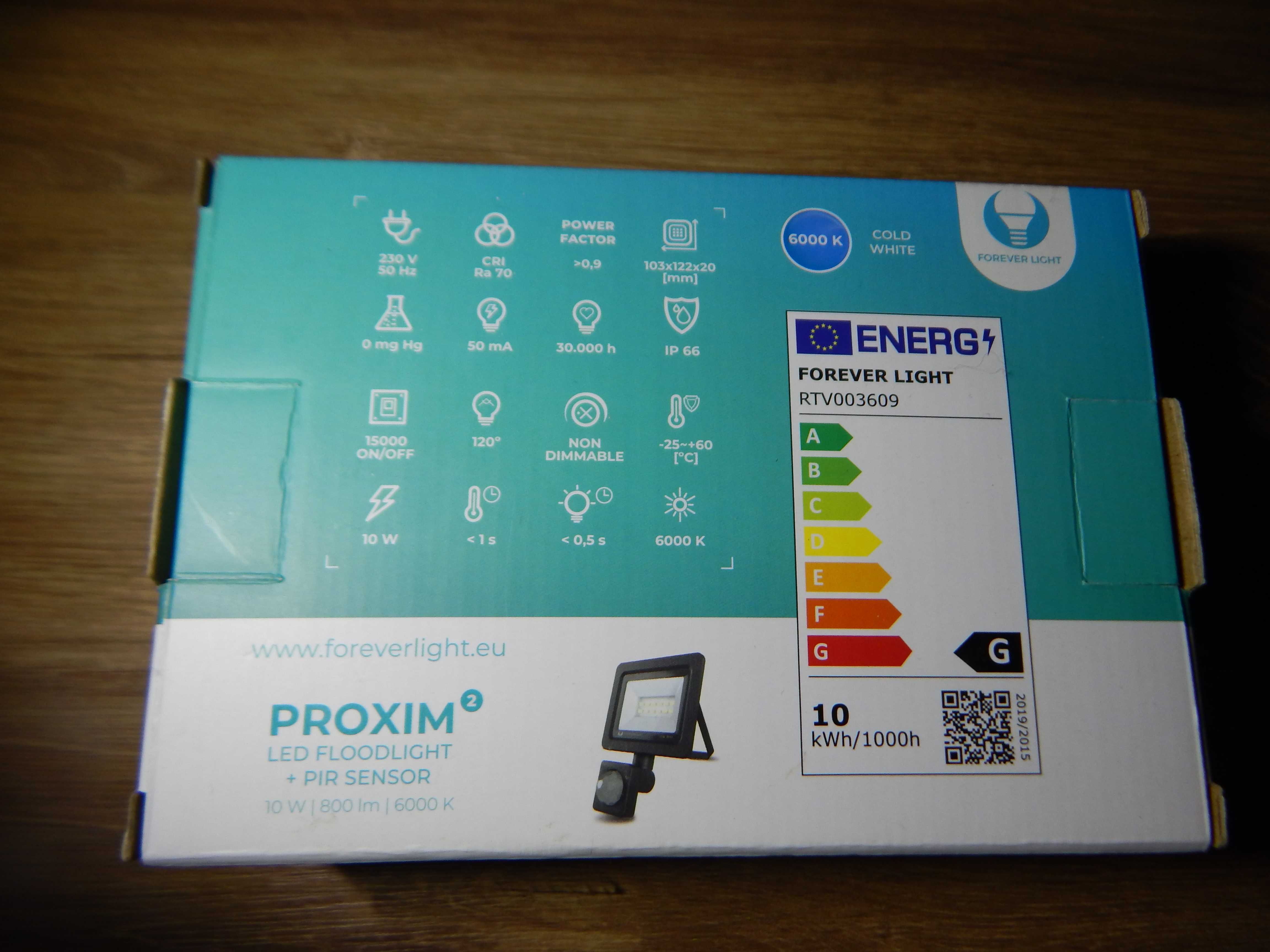 nowy Naświetlacz LED PROXIM II 10W 6000K PIR IP66 Forever Light 800lm