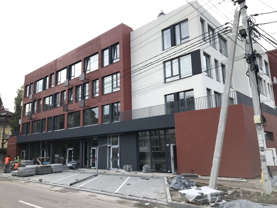 ЖК "Петрівське Містечко 2" Комерційні приміщення 38-60 кв.м.950 у.о.м2
