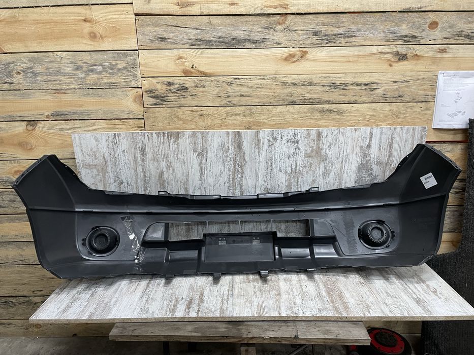 Новий передній бампер Nissan Navara D40 Нісан Навара Д40 Передний