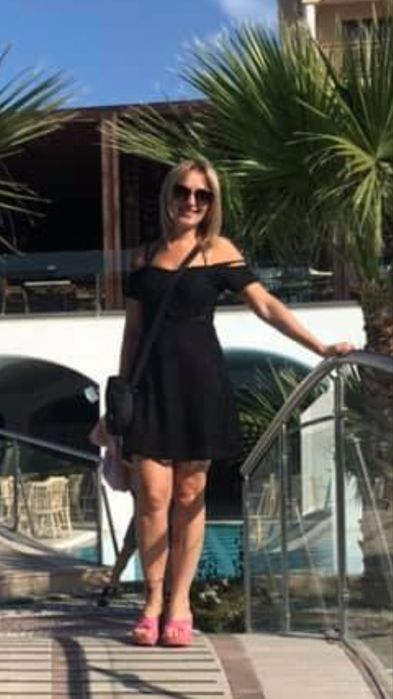 Piękna mała czarna Hiszpanka - sukienka S