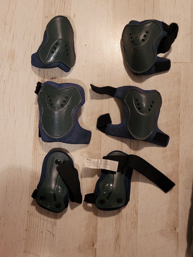 Rolki Civit rozmiar 32-36 soft boot łoż ABEC 5 ochraniacze XL x
