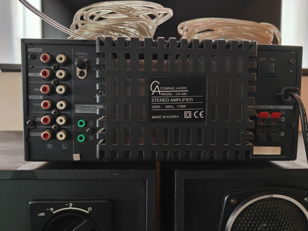 Підсилювач Conrad CA 990.