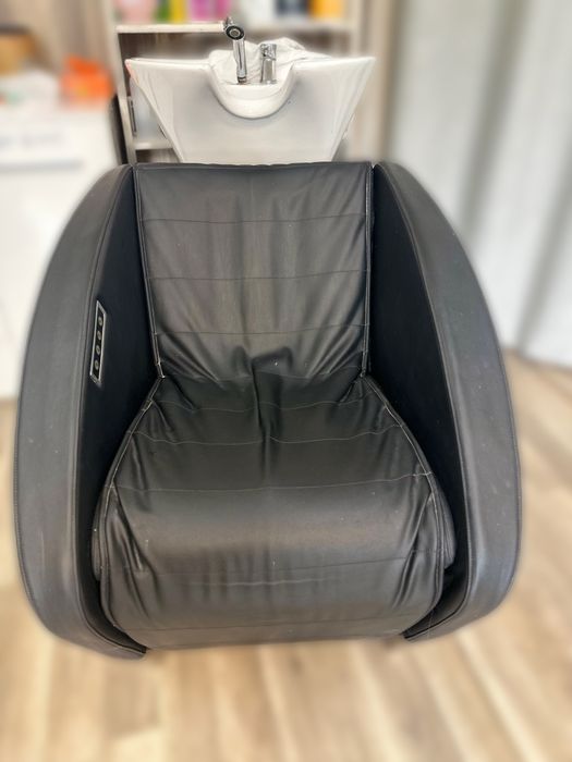 Fotele fryzjerskie oraz myjka