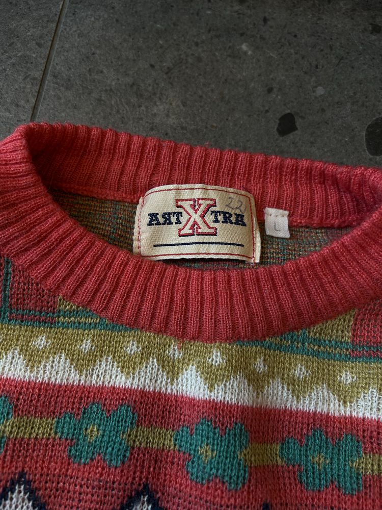 Kolorowy sweter we wzory; vintage; retro; hipsterski