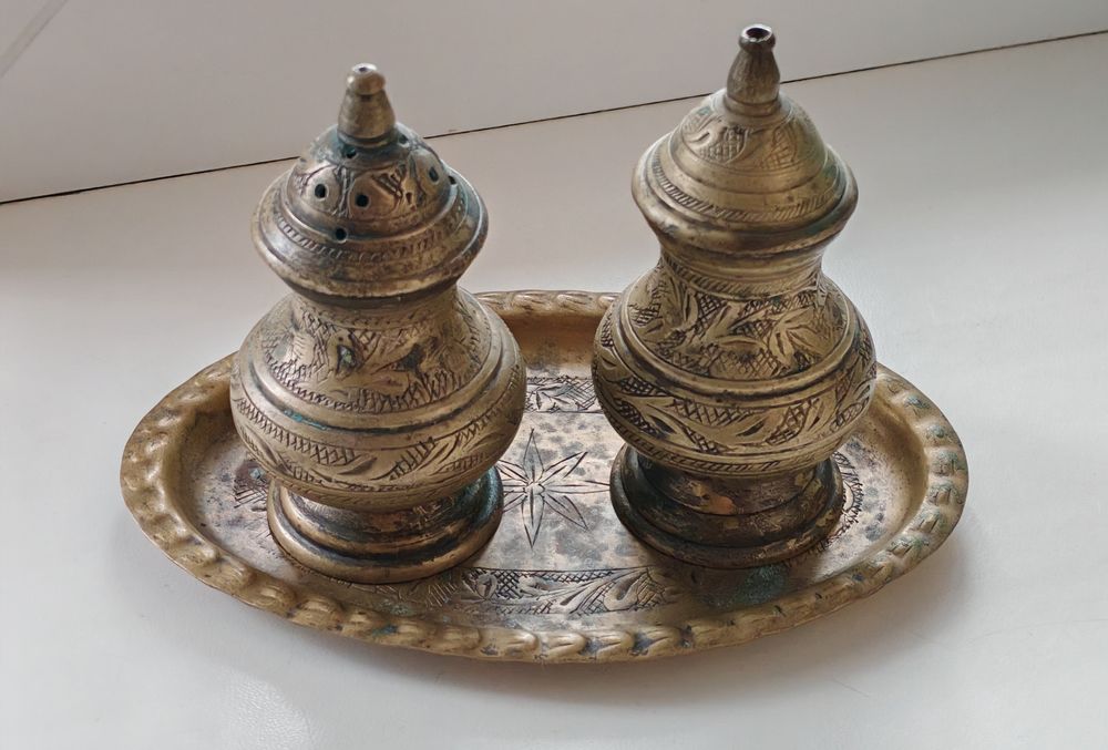 Набор для специй из латуни (Индия), перечница и солонка