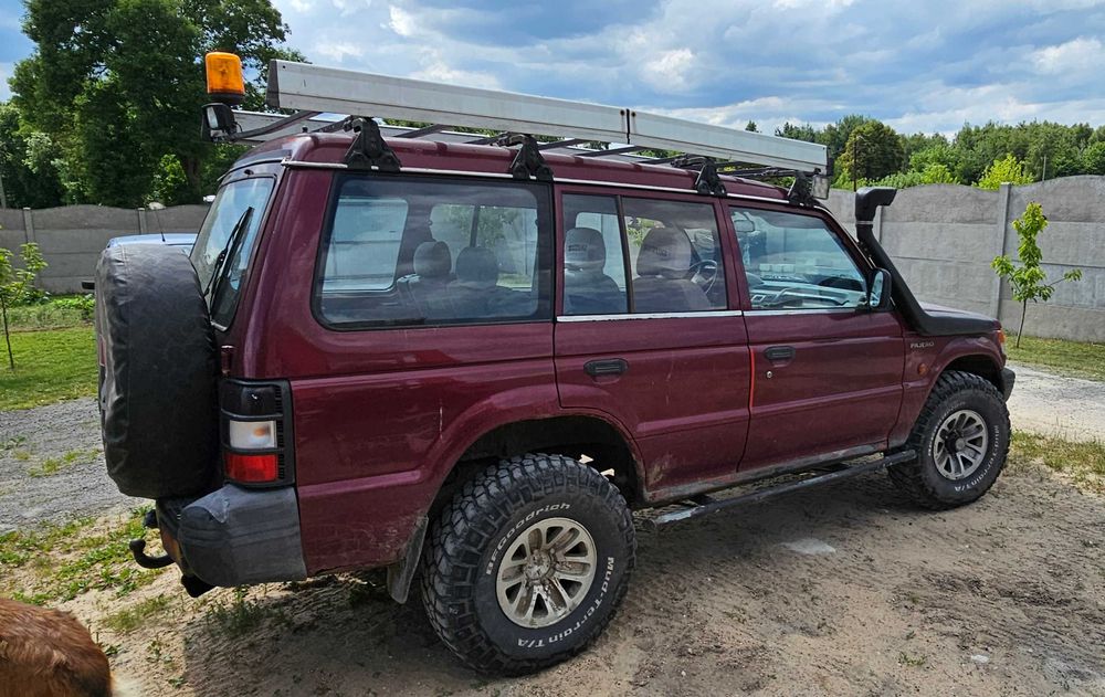 Mitsubishi Pajero 2.5TD Off-road zawias-3 cala 33"-opona