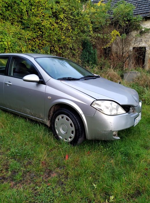 Nissan primera uszkodzone