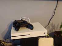 Xbox one s 1 TB dwa pady gry napęd