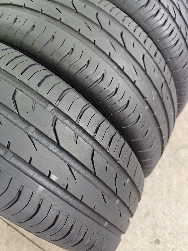 205/60R16 Continental