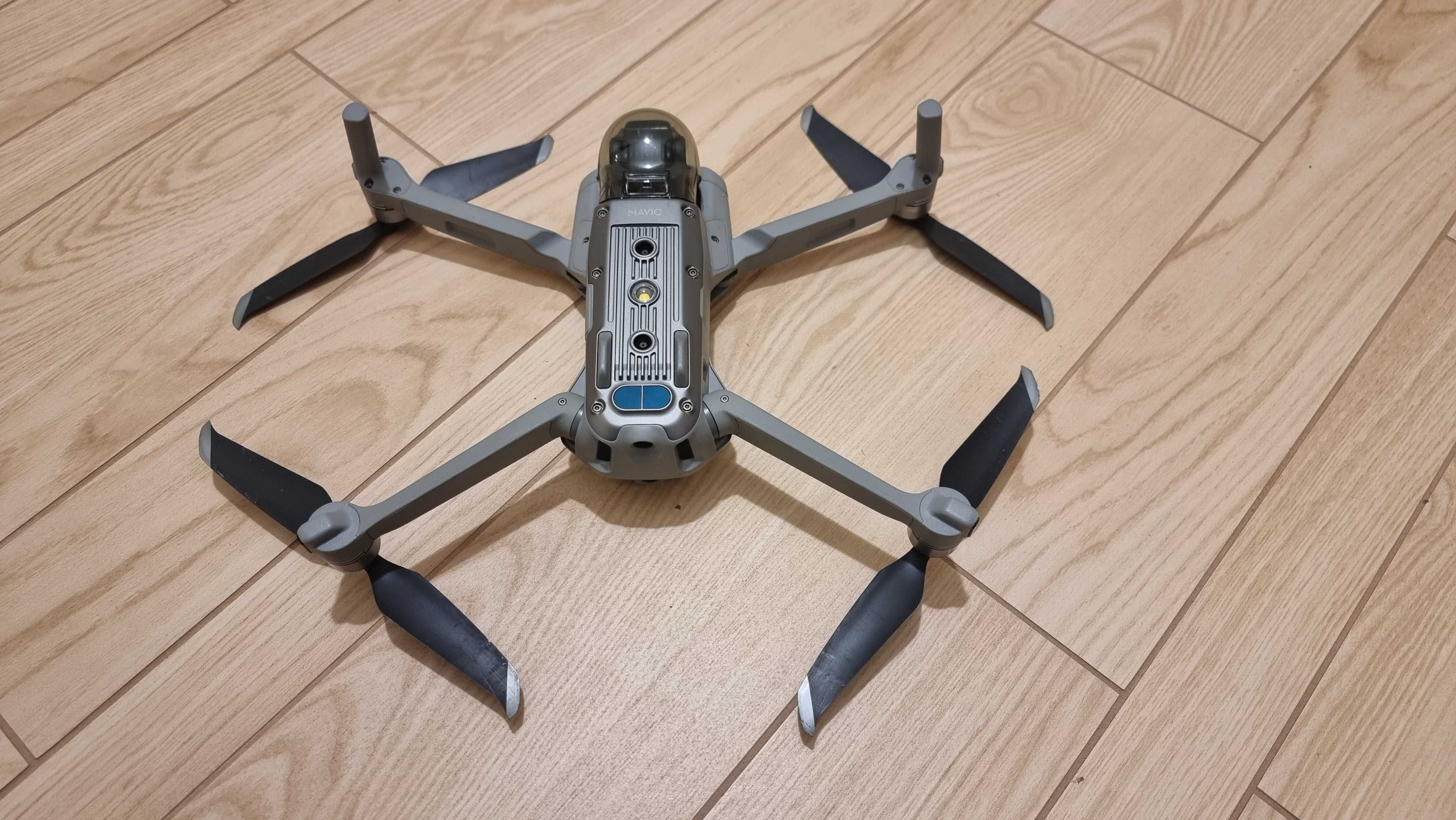 Dron DJI Mavic AIR 2 - fajny zestaw