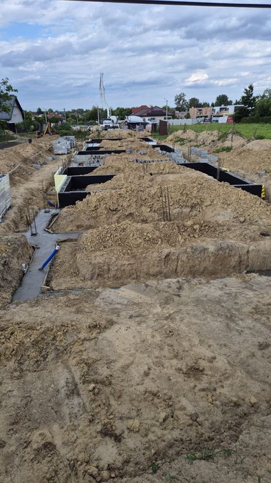 Budowa Domow stany surowe murowanie posadzki przemysłowe