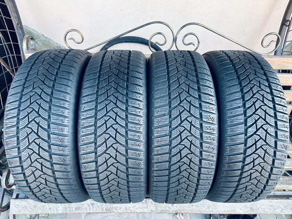 Шини зимові 205/50 R17 (93H) Dunlop Winter Sport 5