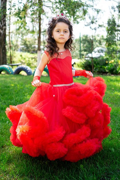 Фотограф Дизайнер дитячі випускні альбоми / Фотограф в садочок, школу