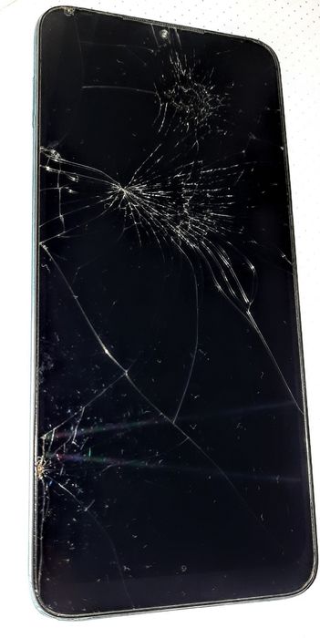 Samsung a50 6/128 texno pop 5 3/32 zte a 5 2/32 под ремонт.