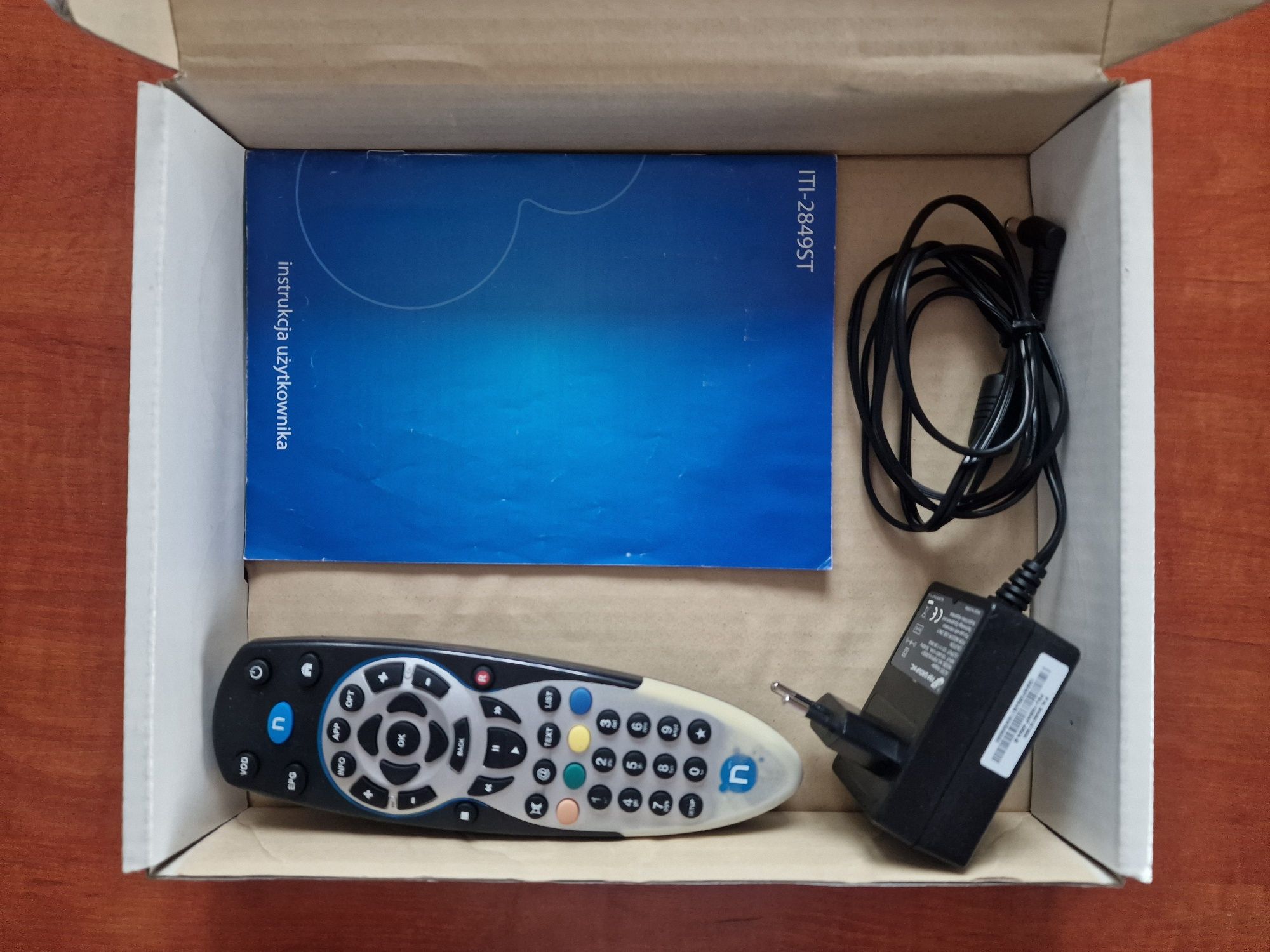 Dekoder ITI-2849ST, telewizja na kartę