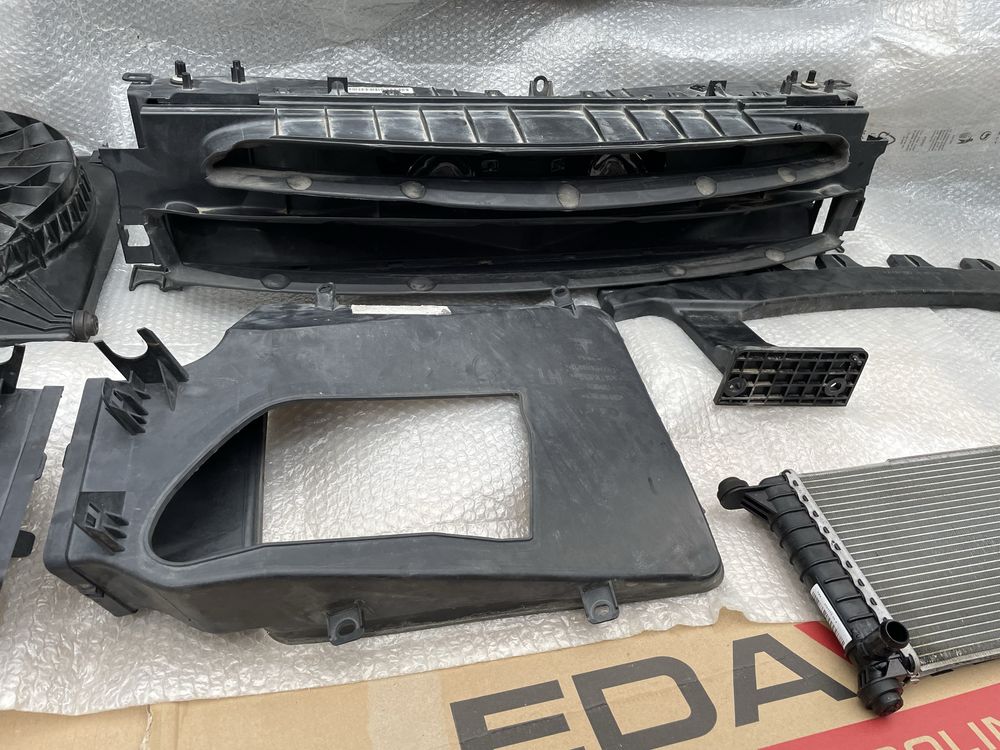 Підкапотні запчастини Tesla model s 12-15