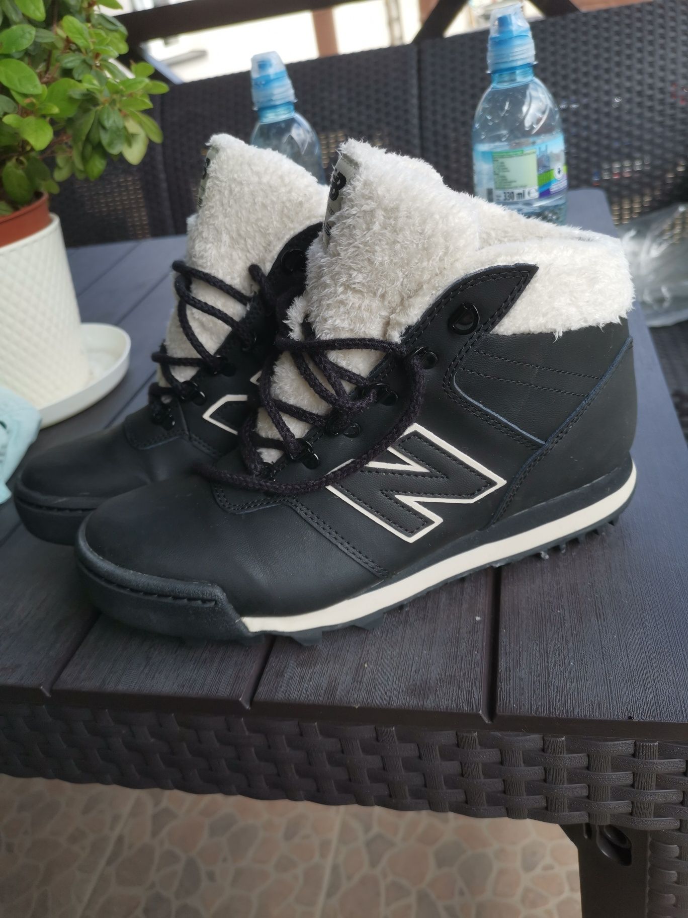 Buty zimowe New Balance 39 czarne nowe