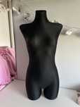 Manekin damski kobieta czarny S 36 M 38