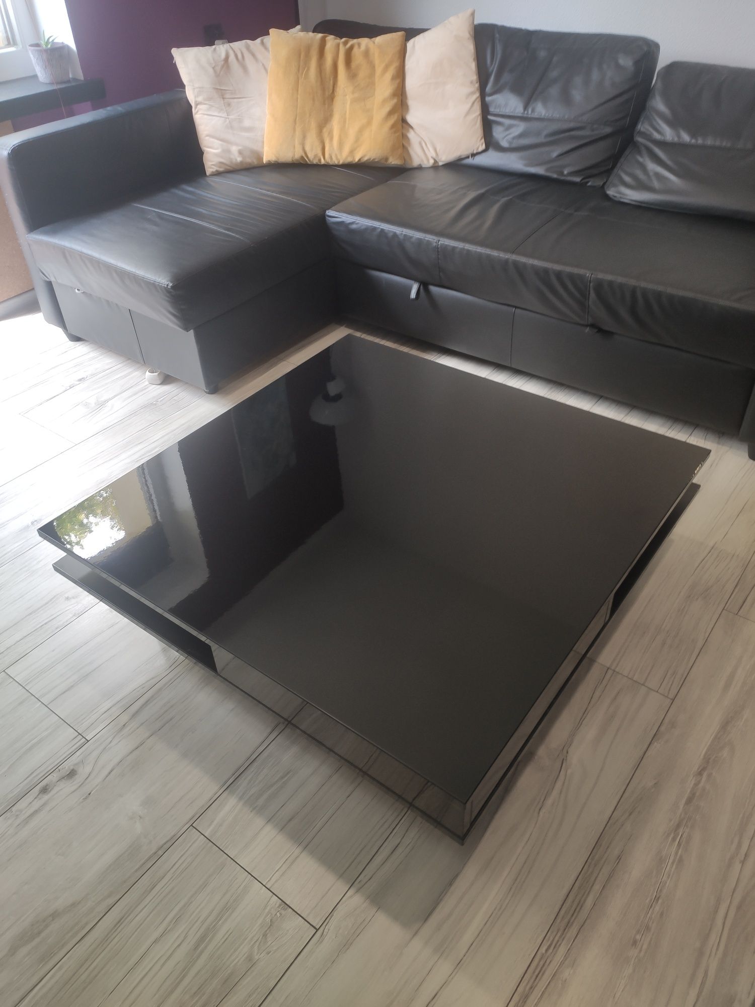 Stolik kawowy czarny Tofteryd Ikea