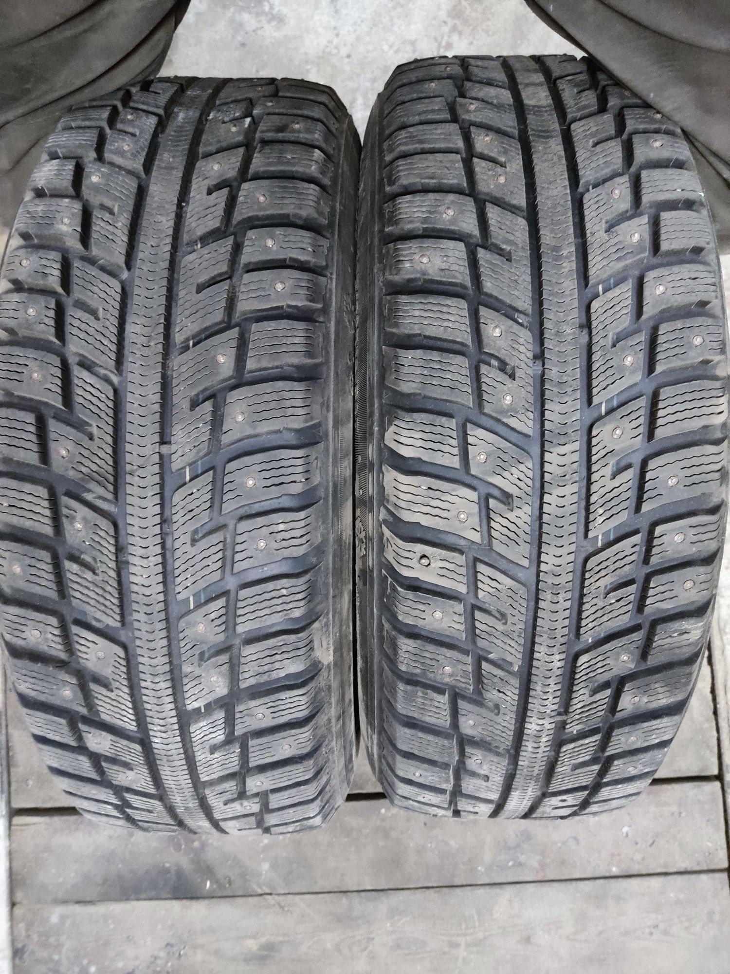 Шина з диском 205/60/R16   Bridgestone, Kumho зима