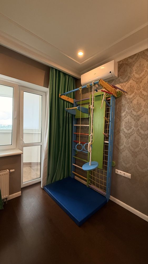 Ліпки Продаж  2 кімннатна квартира «Новопечерський Двір»