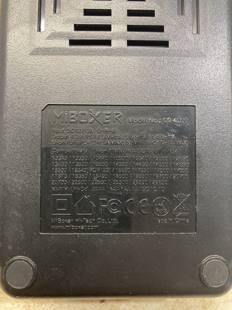 Зарядное устройство Miboxer